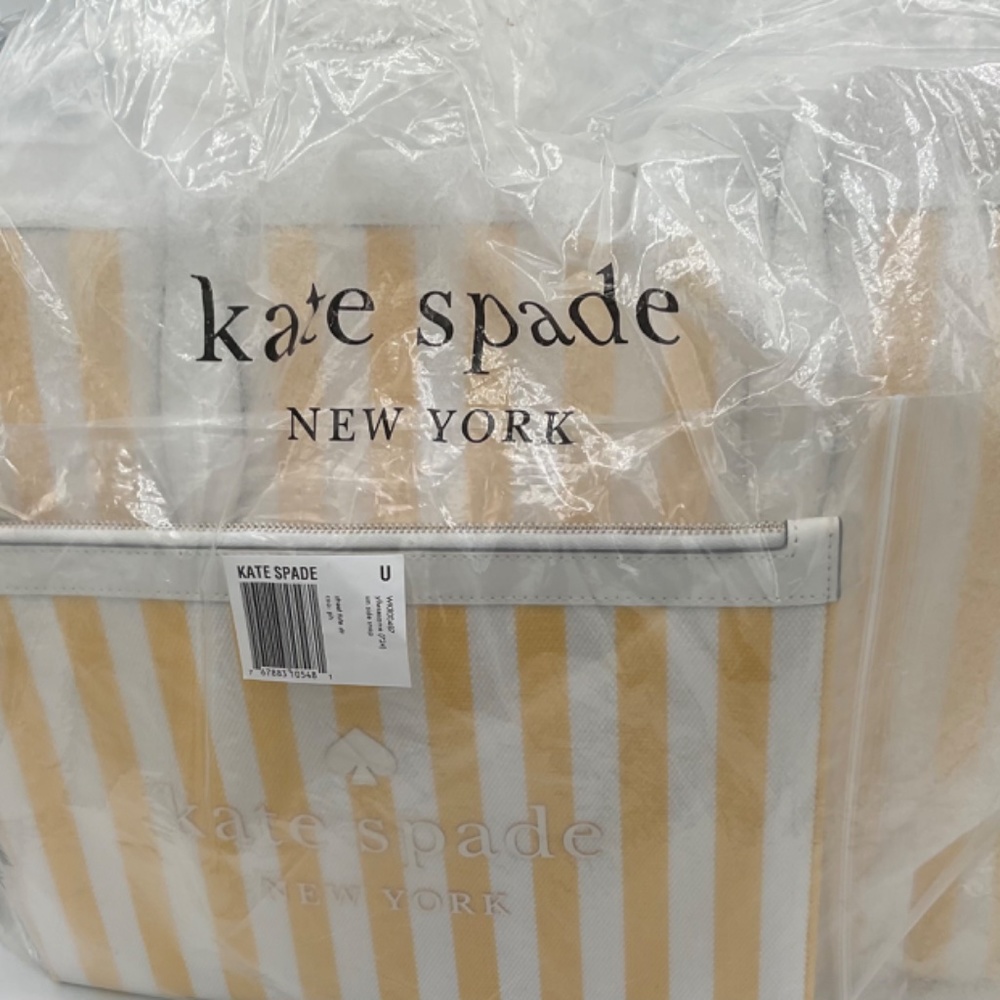 Kate Spade Street Stripe Tote Bag with matching pouch - Picture 14 of 16
